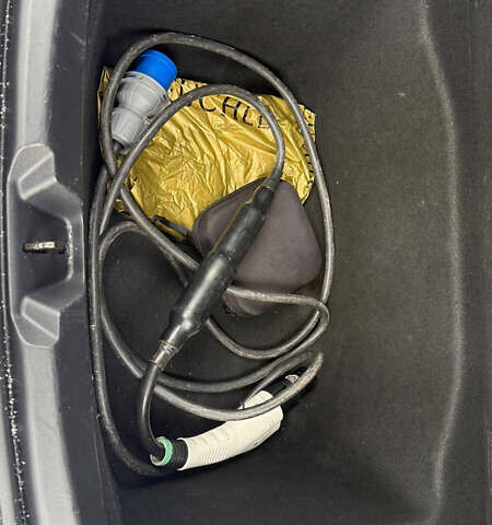 Білий Тесла Модель 3, об'ємом двигуна 0 л та пробігом 100 тис. км за 16500 $, фото 19 на Automoto.ua