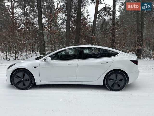 Білий Тесла Модель 3, об'ємом двигуна 0 л та пробігом 87 тис. км за 22500 $, фото 6 на Automoto.ua