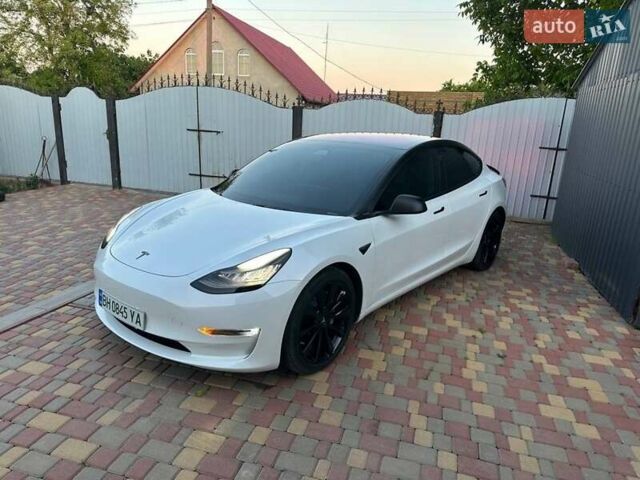 Белый Тесла Модель 3, объемом двигателя 0 л и пробегом 92 тыс. км за 19000 $, фото 3 на Automoto.ua