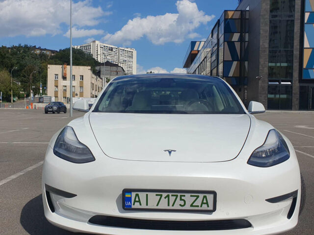 Белый Тесла Модель 3, объемом двигателя 0 л и пробегом 164 тыс. км за 15500 $, фото 34 на Automoto.ua