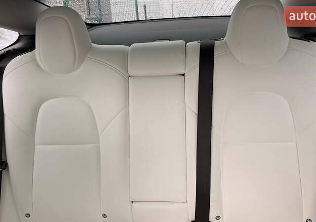 Білий Тесла Модель 3, об'ємом двигуна 0 л та пробігом 100 тис. км за 16500 $, фото 13 на Automoto.ua