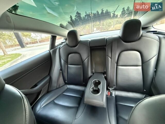 Белый Тесла Модель 3, объемом двигателя 0 л и пробегом 186 тыс. км за 13900 $, фото 39 на Automoto.ua