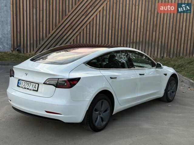 Белый Тесла Модель 3, объемом двигателя 0 л и пробегом 186 тыс. км за 13900 $, фото 12 на Automoto.ua