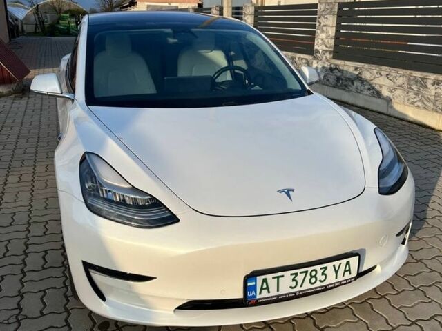 Білий Тесла Модель 3, об'ємом двигуна 0 л та пробігом 78 тис. км за 18650 $, фото 6 на Automoto.ua