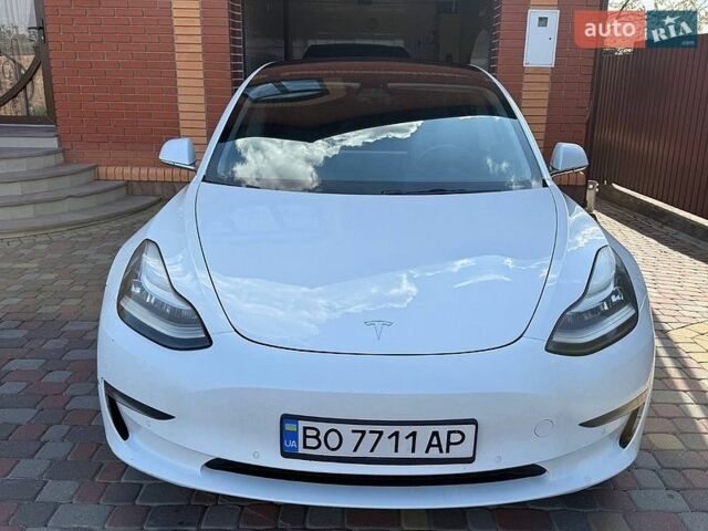 Белый Тесла Модель 3, объемом двигателя 0 л и пробегом 299 тыс. км за 13000 $, фото 4 на Automoto.ua