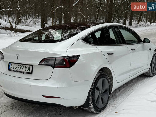 Белый Тесла Модель 3, объемом двигателя 0 л и пробегом 185 тыс. км за 13500 $, фото 16 на Automoto.ua