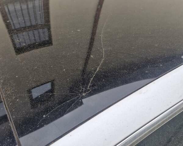 Белый Тесла Модель 3, объемом двигателя 0 л и пробегом 74 тыс. км за 15600 $, фото 17 на Automoto.ua