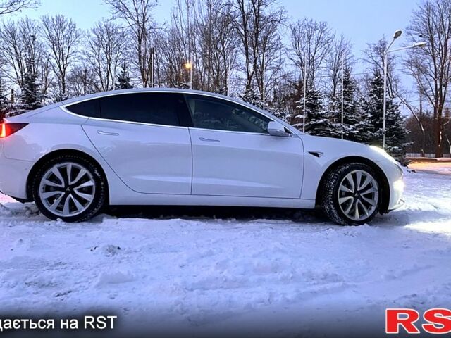 Білий Тесла Модель 3, об'ємом двигуна 0 л та пробігом 11400 тис. км за 19000 $, фото 2 на Automoto.ua