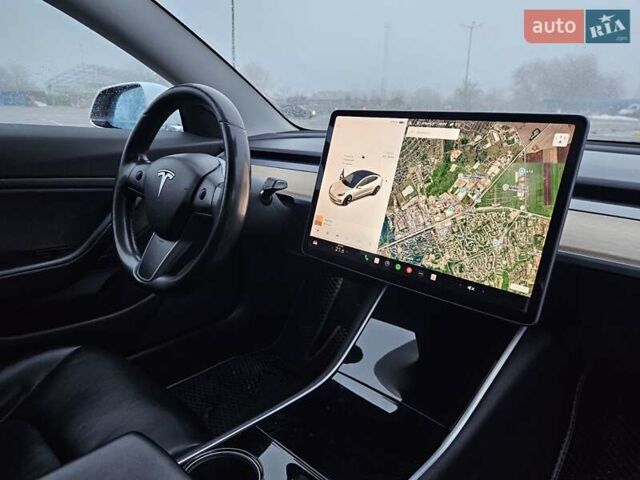Белый Тесла Модель 3, объемом двигателя 0 л и пробегом 100 тыс. км за 14900 $, фото 17 на Automoto.ua