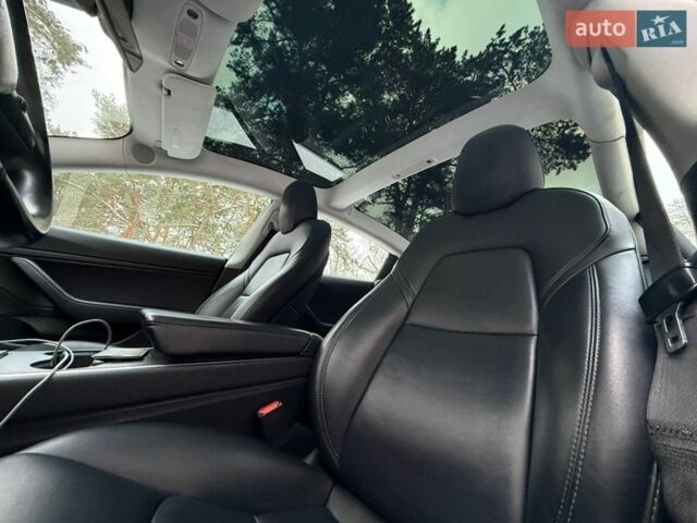 Білий Тесла Модель 3, об'ємом двигуна 0 л та пробігом 185 тис. км за 15000 $, фото 31 на Automoto.ua