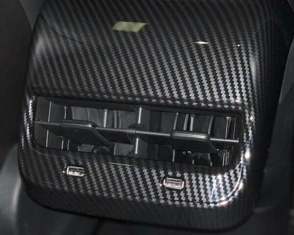 Белый Тесла Модель 3, объемом двигателя 0 л и пробегом 152 тыс. км за 25000 $, фото 6 на Automoto.ua