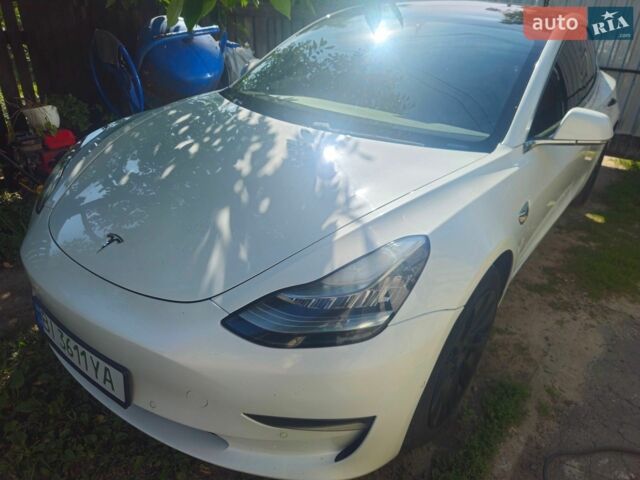 Белый Тесла Модель 3, объемом двигателя 0 л и пробегом 226 тыс. км за 16500 $, фото 7 на Automoto.ua