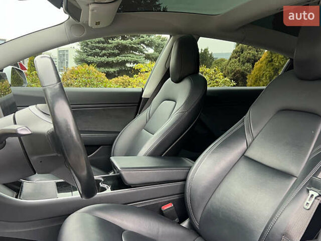 Белый Тесла Модель 3, объемом двигателя 0 л и пробегом 116 тыс. км за 17650 $, фото 8 на Automoto.ua