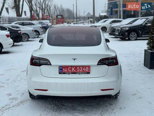 Білий Тесла Модель 3, об'ємом двигуна 0 л та пробігом 140 тис. км за 16000 $, фото 4 на Automoto.ua