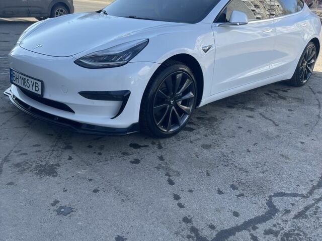 Білий Тесла Модель 3, об'ємом двигуна 0 л та пробігом 170 тис. км за 17000 $, фото 1 на Automoto.ua