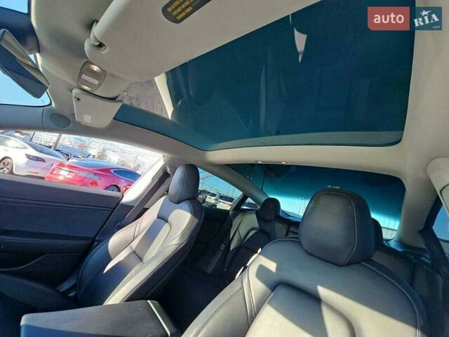 Белый Тесла Модель 3, объемом двигателя 0 л и пробегом 115 тыс. км за 13500 $, фото 8 на Automoto.ua