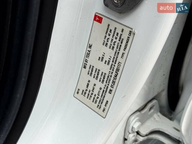 Білий Тесла Модель 3, об'ємом двигуна 0 л та пробігом 35 тис. км за 19500 $, фото 22 на Automoto.ua