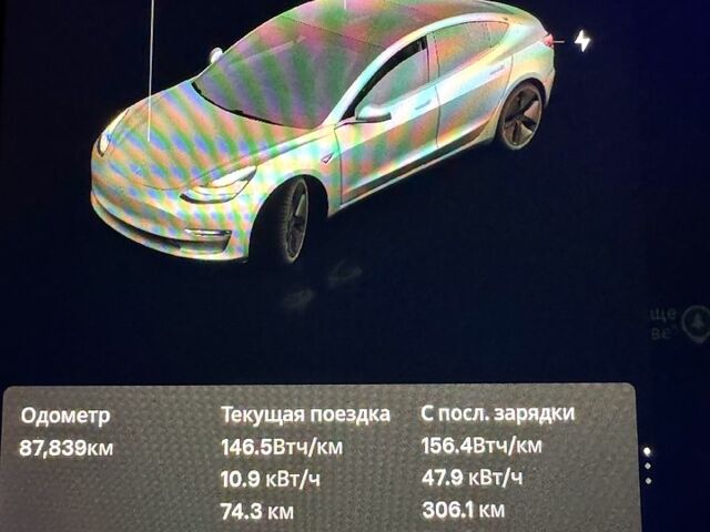 Белый Тесла Модель 3, объемом двигателя 0.29 л и пробегом 90 тыс. км за 17000 $, фото 5 на Automoto.ua