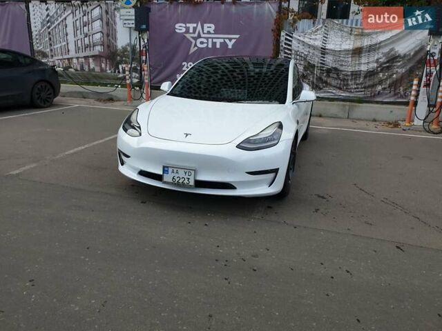 Білий Тесла Модель 3, об'ємом двигуна 0 л та пробігом 99 тис. км за 17900 $, фото 9 на Automoto.ua