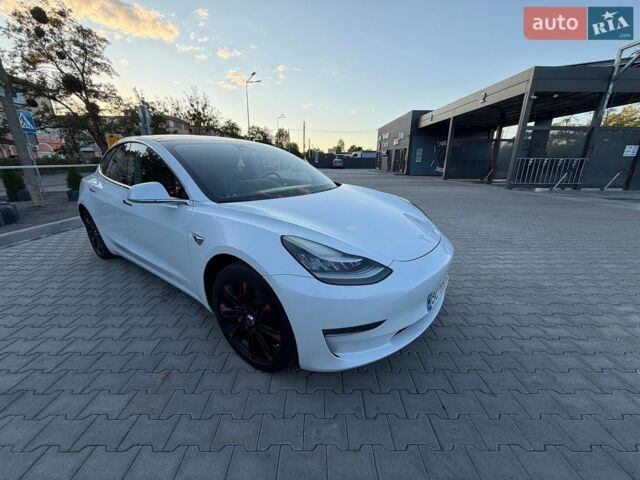 Белый Тесла Модель 3, объемом двигателя 0 л и пробегом 240 тыс. км за 18000 $, фото 18 на Automoto.ua
