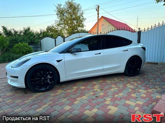 Белый Тесла Модель 3, объемом двигателя 0.26 л и пробегом 91 тыс. км за 19000 $, фото 9 на Automoto.ua