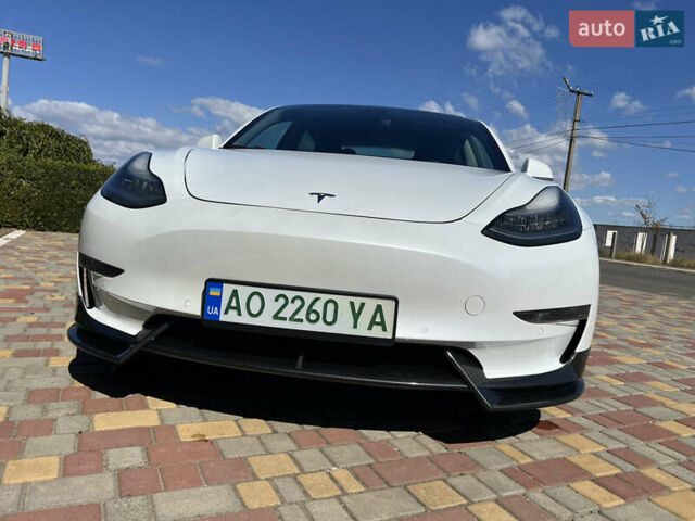 Белый Тесла Модель 3, объемом двигателя 0 л и пробегом 170 тыс. км за 20000 $, фото 20 на Automoto.ua