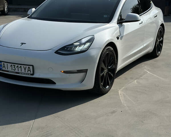 Белый Тесла Модель 3, объемом двигателя 0 л и пробегом 115 тыс. км за 17500 $, фото 9 на Automoto.ua
