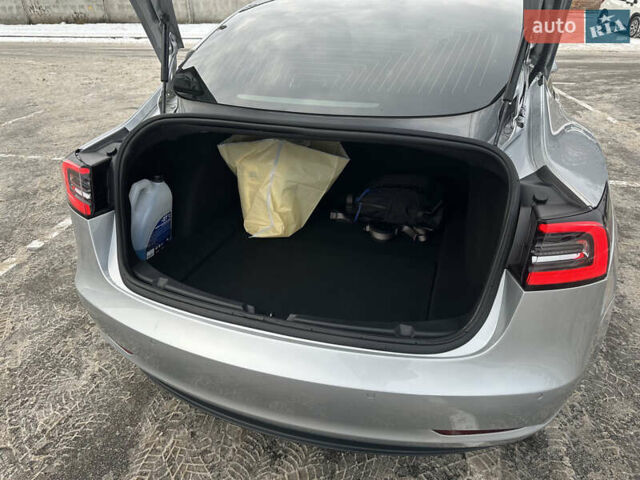 Белый Тесла Модель 3, объемом двигателя 0 л и пробегом 108 тыс. км за 17500 $, фото 17 на Automoto.ua