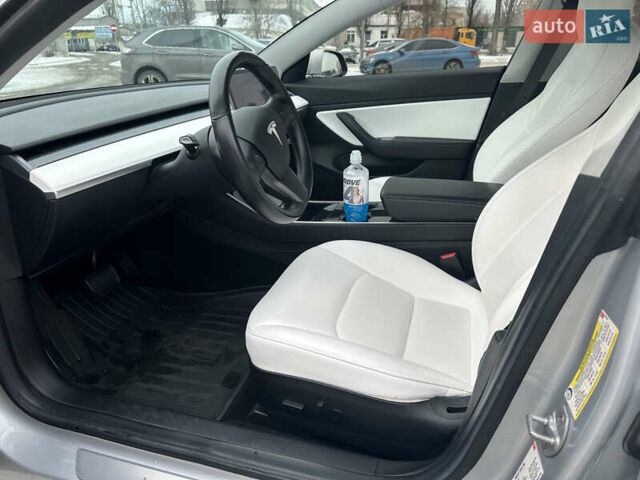 Белый Тесла Модель 3, объемом двигателя 0 л и пробегом 108 тыс. км за 17500 $, фото 23 на Automoto.ua
