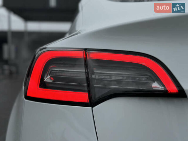 Білий Тесла Модель 3, об'ємом двигуна 0 л та пробігом 118 тис. км за 14999 $, фото 30 на Automoto.ua