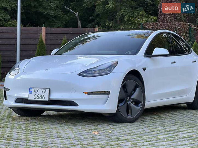 Білий Тесла Модель 3, об'ємом двигуна 0 л та пробігом 89 тис. км за 15000 $, фото 1 на Automoto.ua