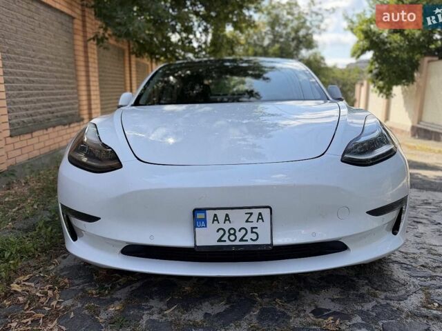 Білий Тесла Модель 3, об'ємом двигуна 0 л та пробігом 115 тис. км за 14000 $, фото 5 на Automoto.ua