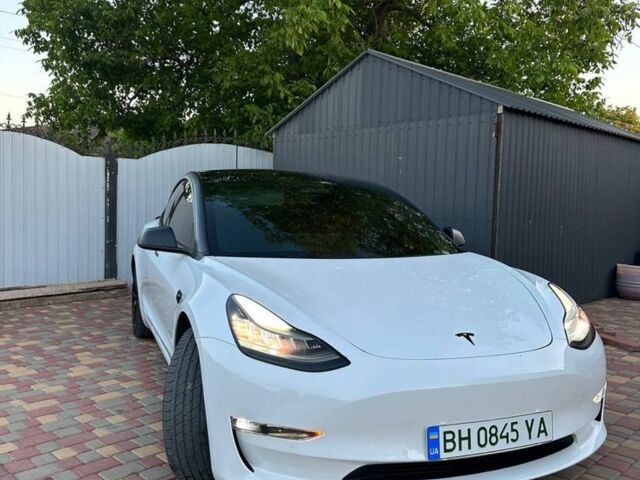 Белый Тесла Модель 3, объемом двигателя 0 л и пробегом 92 тыс. км за 19000 $, фото 2 на Automoto.ua