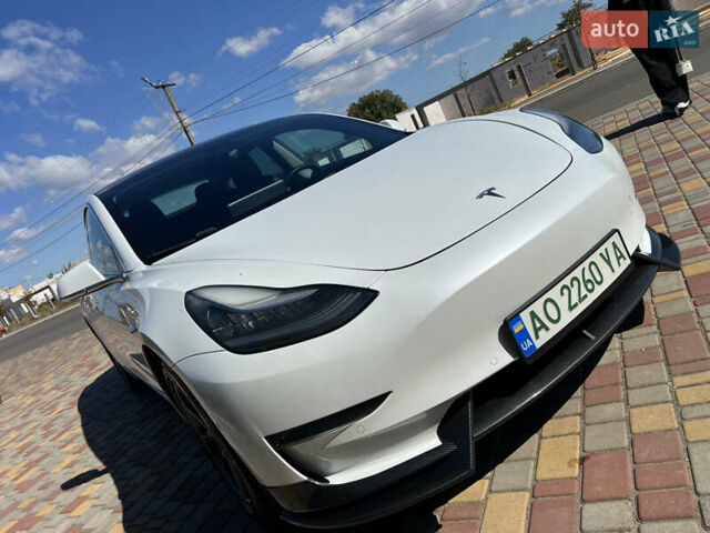 Белый Тесла Модель 3, объемом двигателя 0 л и пробегом 170 тыс. км за 20000 $, фото 14 на Automoto.ua