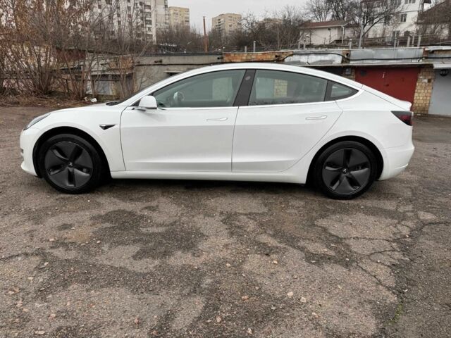 Білий Тесла Модель 3, об'ємом двигуна 0 л та пробігом 93 тис. км за 15800 $, фото 8 на Automoto.ua