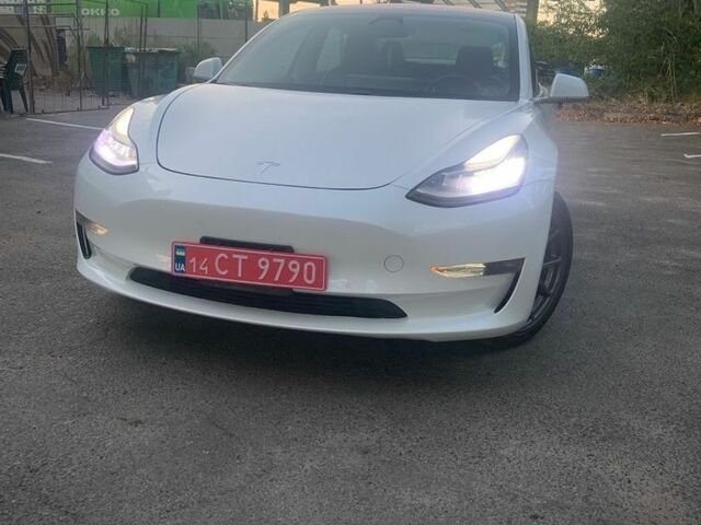 Белый Тесла Модель 3, объемом двигателя 0 л и пробегом 265 тыс. км за 13999 $, фото 3 на Automoto.ua