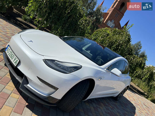 Белый Тесла Модель 3, объемом двигателя 0 л и пробегом 170 тыс. км за 20000 $, фото 36 на Automoto.ua