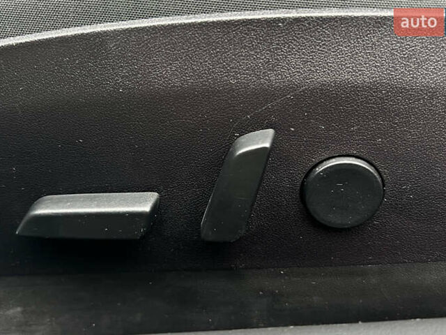 Білий Тесла Модель 3, об'ємом двигуна 0 л та пробігом 116 тис. км за 16999 $, фото 14 на Automoto.ua