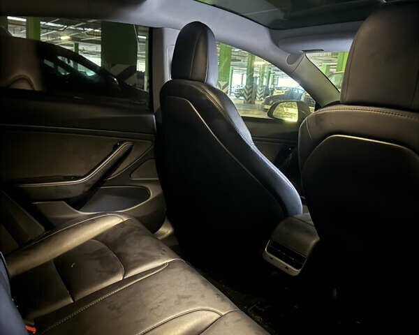 Белый Тесла Модель 3, объемом двигателя 0 л и пробегом 108 тыс. км за 15700 $, фото 9 на Automoto.ua