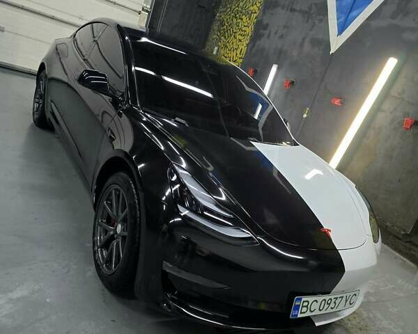 Белый Тесла Модель 3, объемом двигателя 0 л и пробегом 72 тыс. км за 16750 $, фото 1 на Automoto.ua