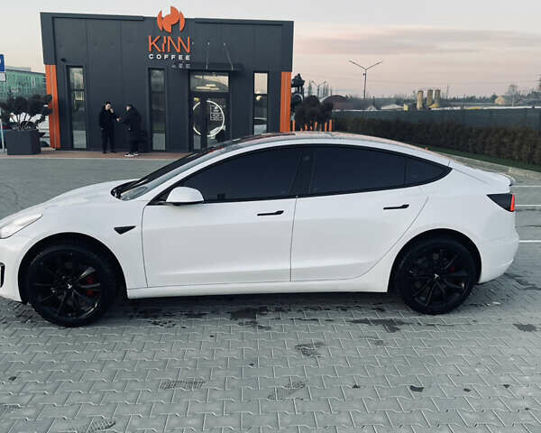 Білий Тесла Модель 3, об'ємом двигуна 0 л та пробігом 172 тис. км за 16500 $, фото 1 на Automoto.ua