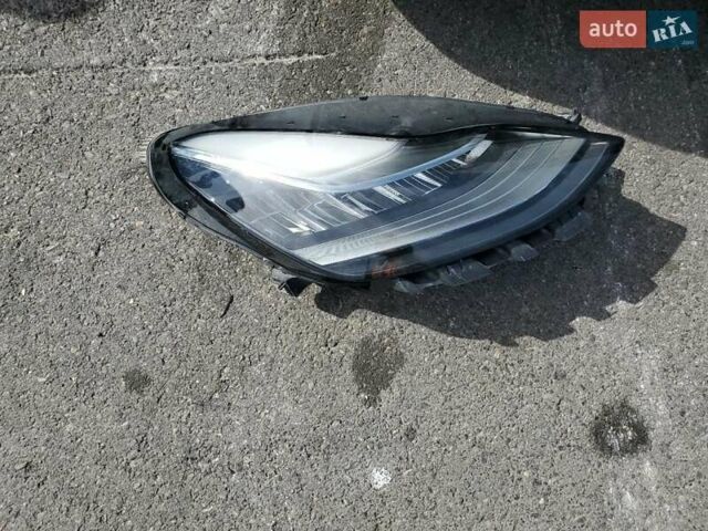 Тесла Модель 3 2018 в Львове на Automoto.ua Белый Тесла Модель 3, объемом двигателя 0 л и пробегом 37 тыс. км за 3000 $, фото 11 на Automoto.ua
