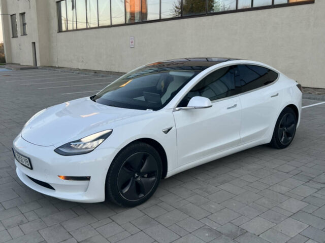 Белый Тесла Модель 3, объемом двигателя 0 л и пробегом 133 тыс. км за 17500 $, фото 9 на Automoto.ua