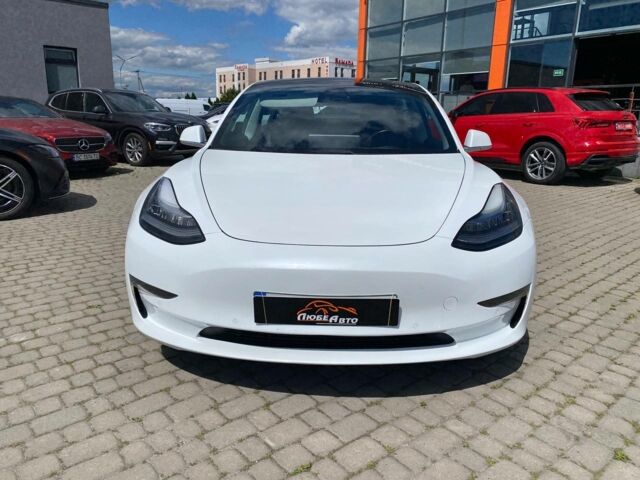 Білий Тесла Модель 3, об'ємом двигуна 75 л та пробігом 99 тис. км за 16999 $, фото 1 на Automoto.ua
