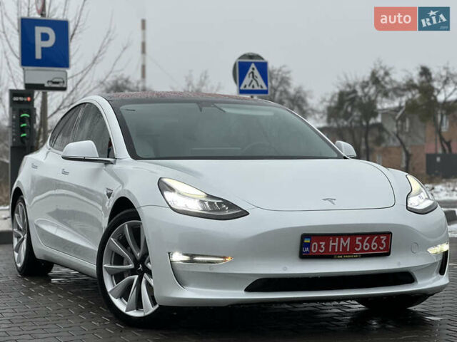 Білий Тесла Модель 3, об'ємом двигуна 0 л та пробігом 118 тис. км за 14999 $, фото 51 на Automoto.ua