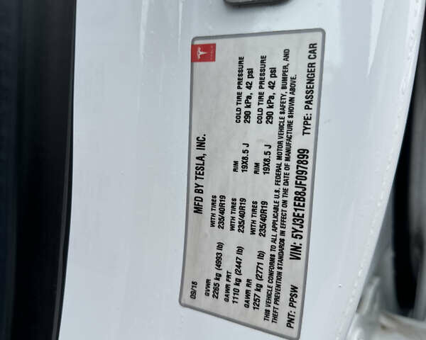 Білий Тесла Модель 3, об'ємом двигуна 0 л та пробігом 118 тис. км за 14999 $, фото 66 на Automoto.ua