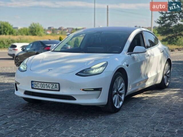 Белый Тесла Модель 3, объемом двигателя 0 л и пробегом 145 тыс. км за 16600 $, фото 19 на Automoto.ua