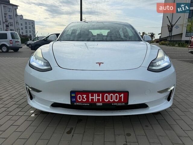 Белый Тесла Модель 3, объемом двигателя 0 л и пробегом 230 тыс. км за 12200 $, фото 11 на Automoto.ua