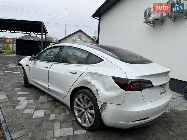 Білий Тесла Модель 3, об'ємом двигуна 0 л та пробігом 245 тис. км за 9999 $, фото 7 на Automoto.ua