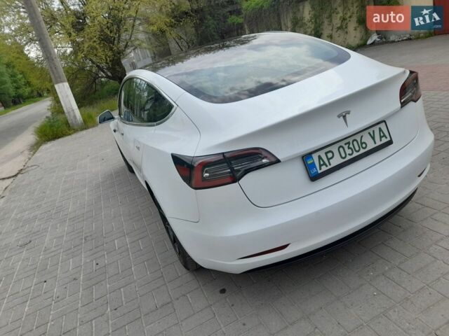 Белый Тесла Модель 3, объемом двигателя 0 л и пробегом 84 тыс. км за 17800 $, фото 5 на Automoto.ua